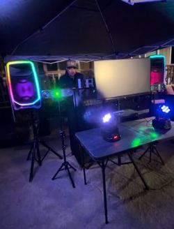 DJ
