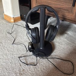 Sony RF995RK Wireless RF Headphones (2017 model)