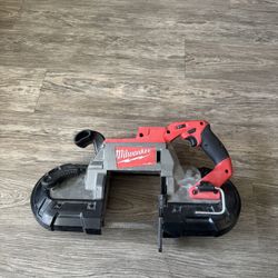 Milwaukee Fuel M18 Deep Cut Bandsaw 
