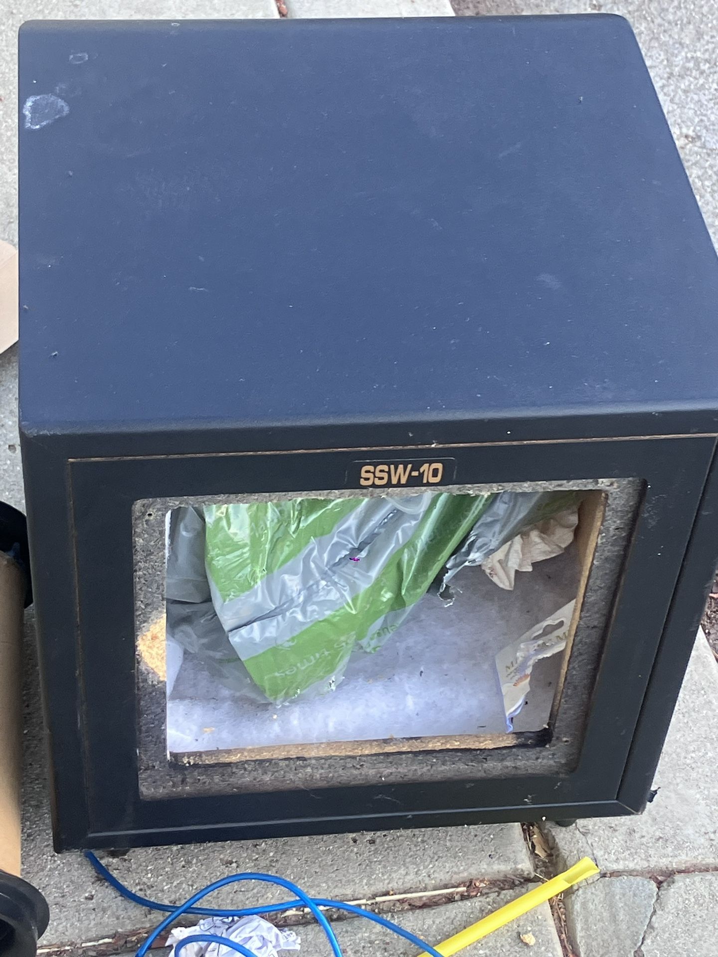 Subwoofer 10 Inch box