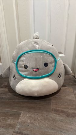 Squishmallows 16" Gordon The Shark with Facemask