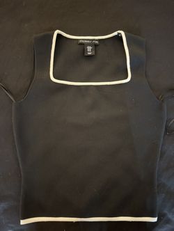 Black And white contrast knit tank top