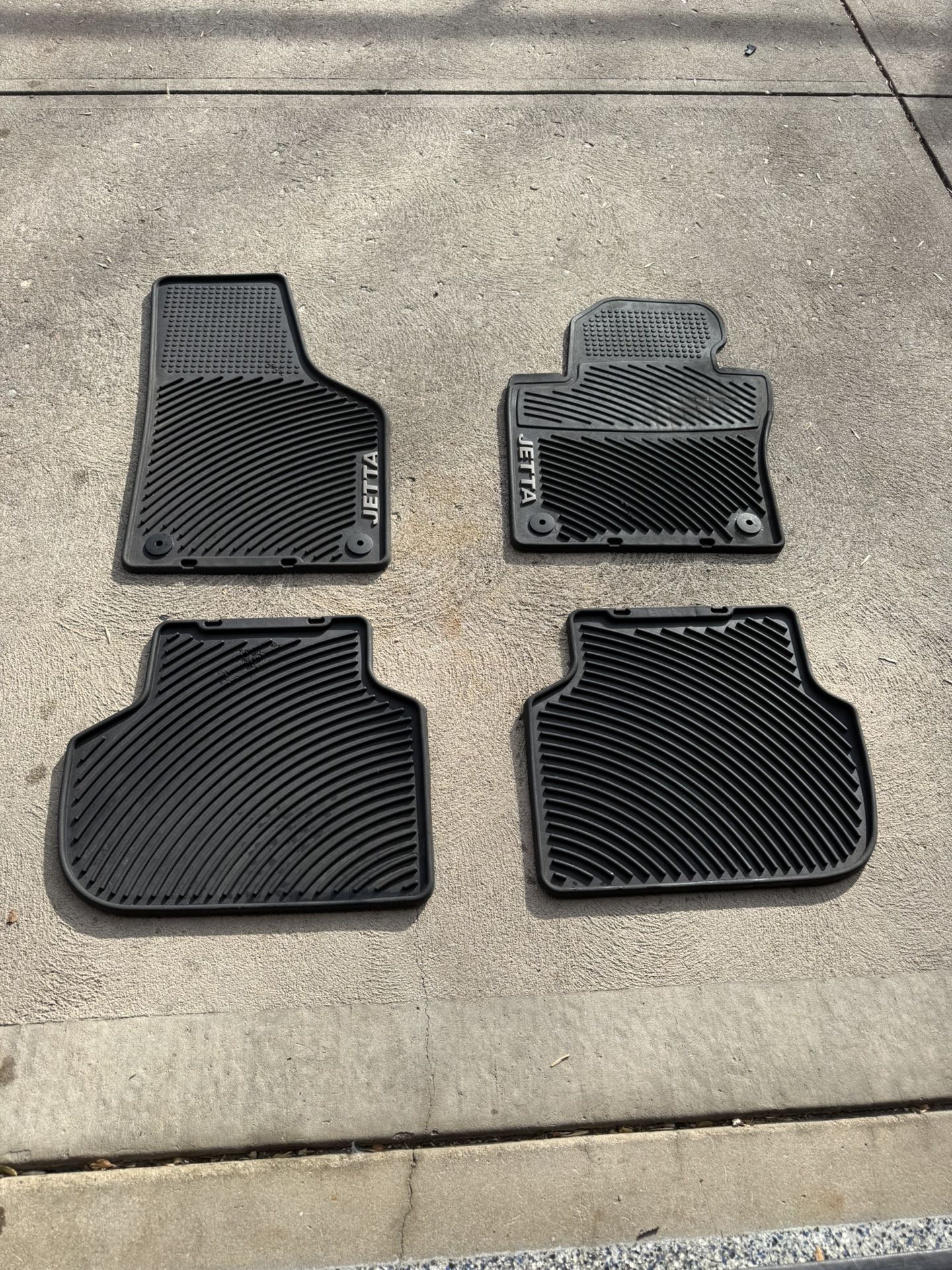 VW Jetta Set Of Winter Mats