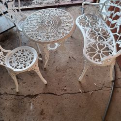 Vintage 4 Piece ROSE Cast Iron Oudoor Patio Furniture
