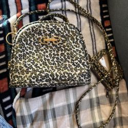 Small Cheetah Print Purse 