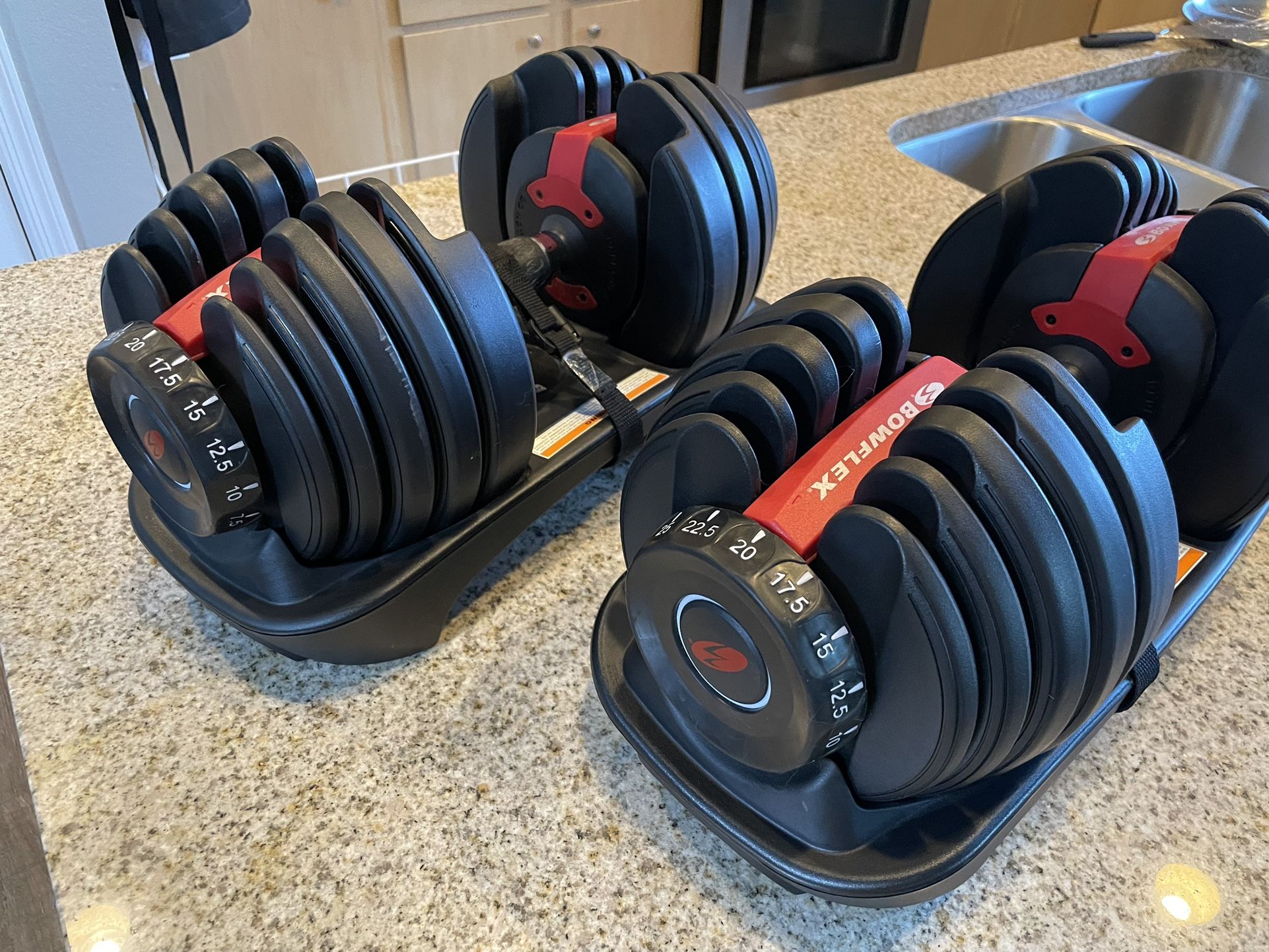 bowflex-dumbbells-for-sale-in-scottsdale-az-offerup