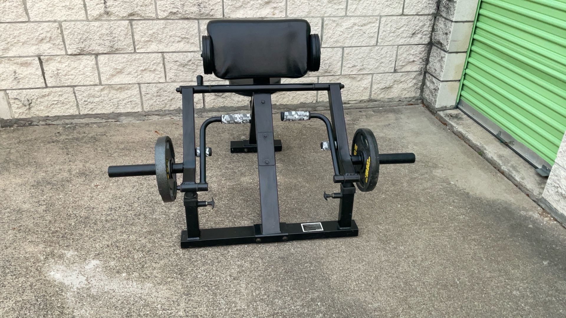 Weights/ Curl Machine