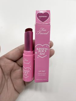 Toofaced Raspberry Kissing Juicy Tint 