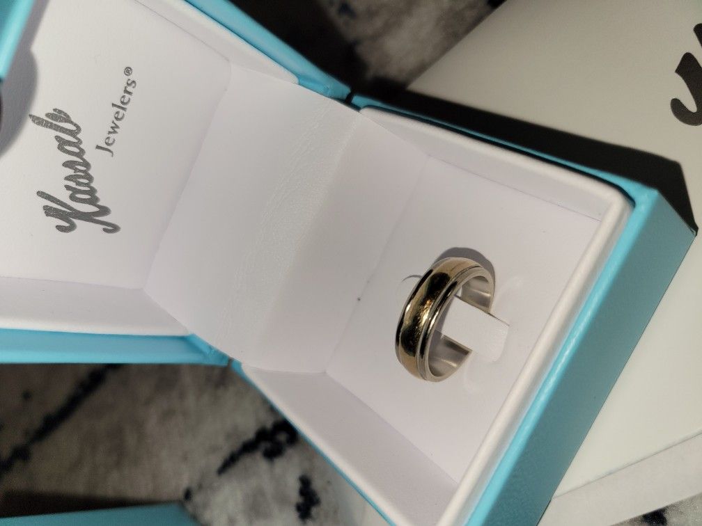 14k Gold Ring