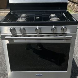 Maytag gas oven 30 “ model #Mgr6600fz