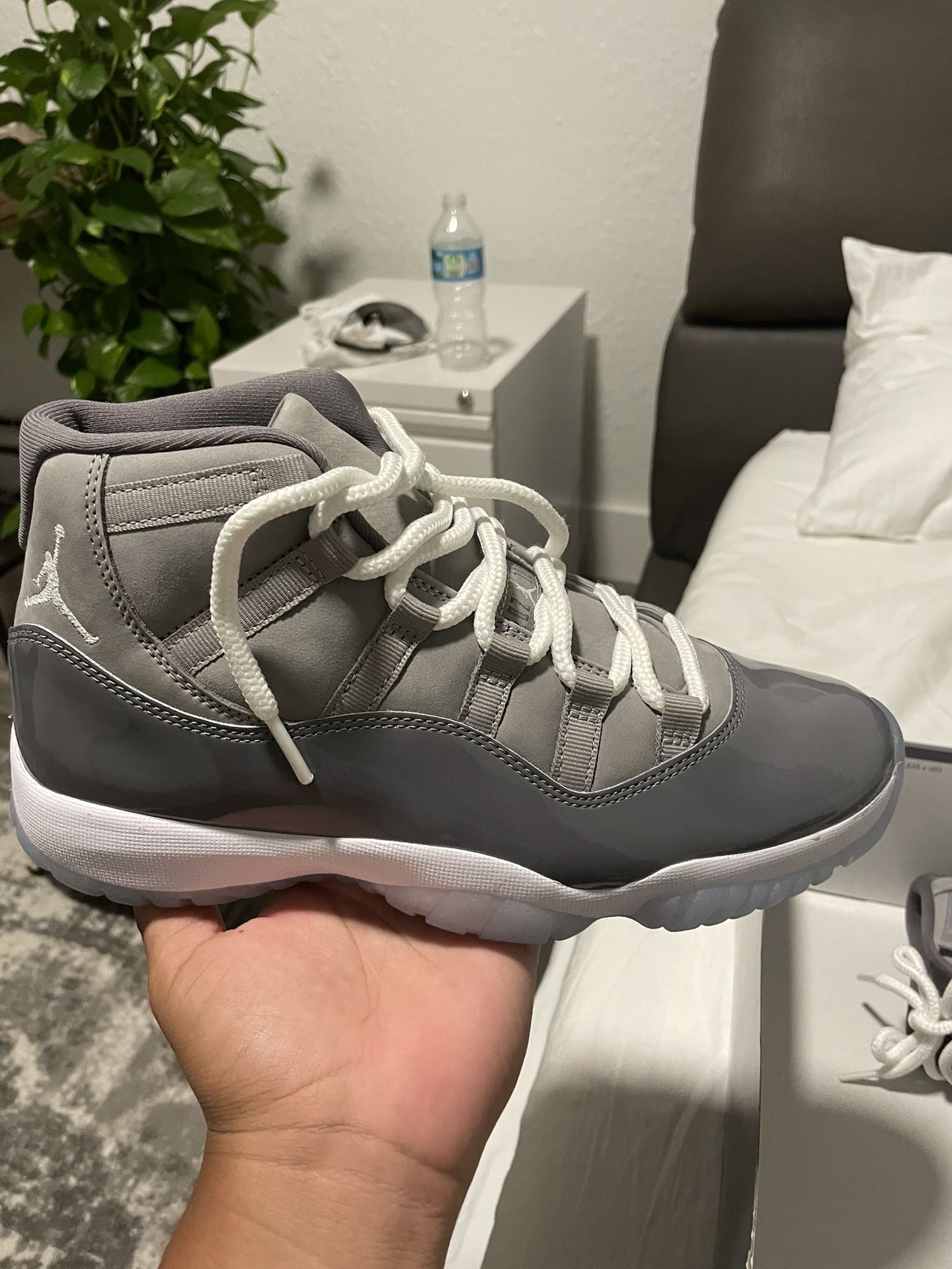 Jordan 11 Cool Grey - Size 8