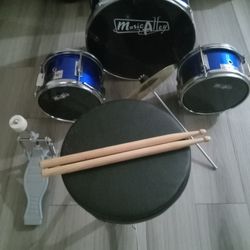 MUSIC ALLEY DRUM KIT 