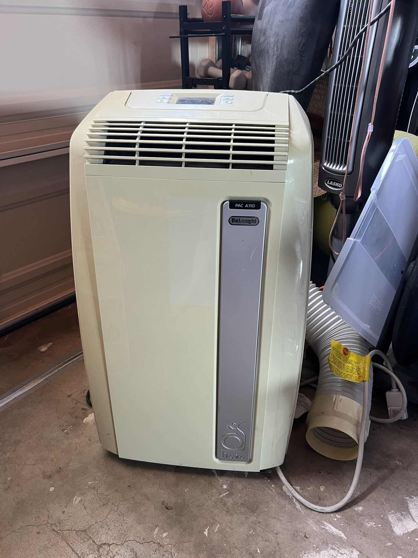DeLonghi PAC A110 11,000 Cooling Capacity (BTU) Portable Air Conditioner