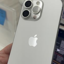 iPhone 16 Pro Max 256gb Unlocked