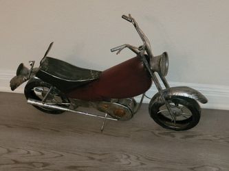 15" tall Vintage Motorcycle Art Decor Metal Maroon Hog Chopper Bike