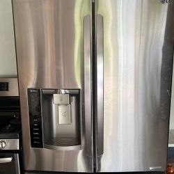 Fridge LG Inverter Line. 