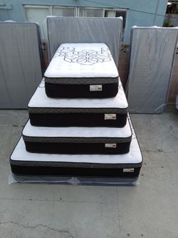 Queen Bamboo Pillow Top Mattresses – Multiple Sizes