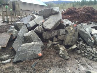 Granite placement rocks