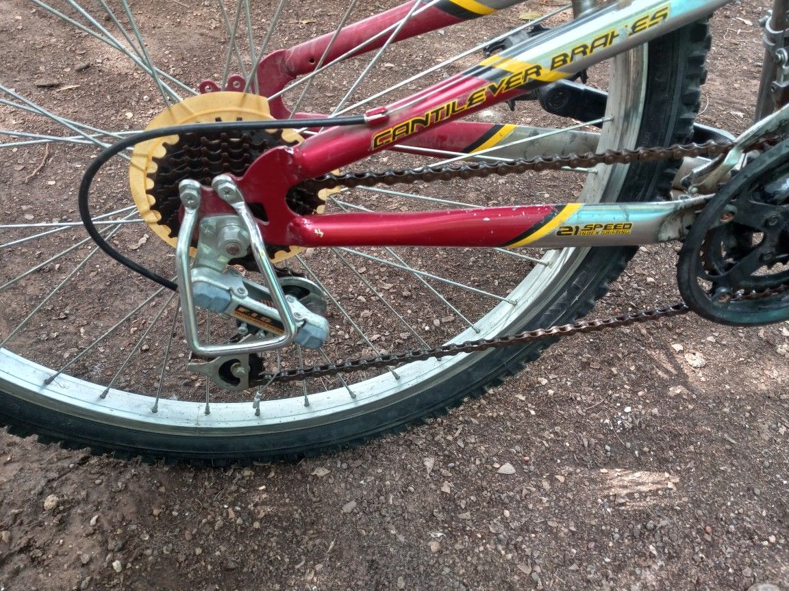 Mountain Bike 26inch MAGNA 21speed New Tires And Tubes Work Perfect Evrything Is Good Exercise