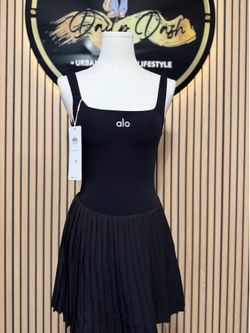 Black end blue dress