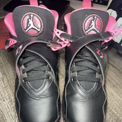 Retro Jordans Pink Sickle Size 7Y