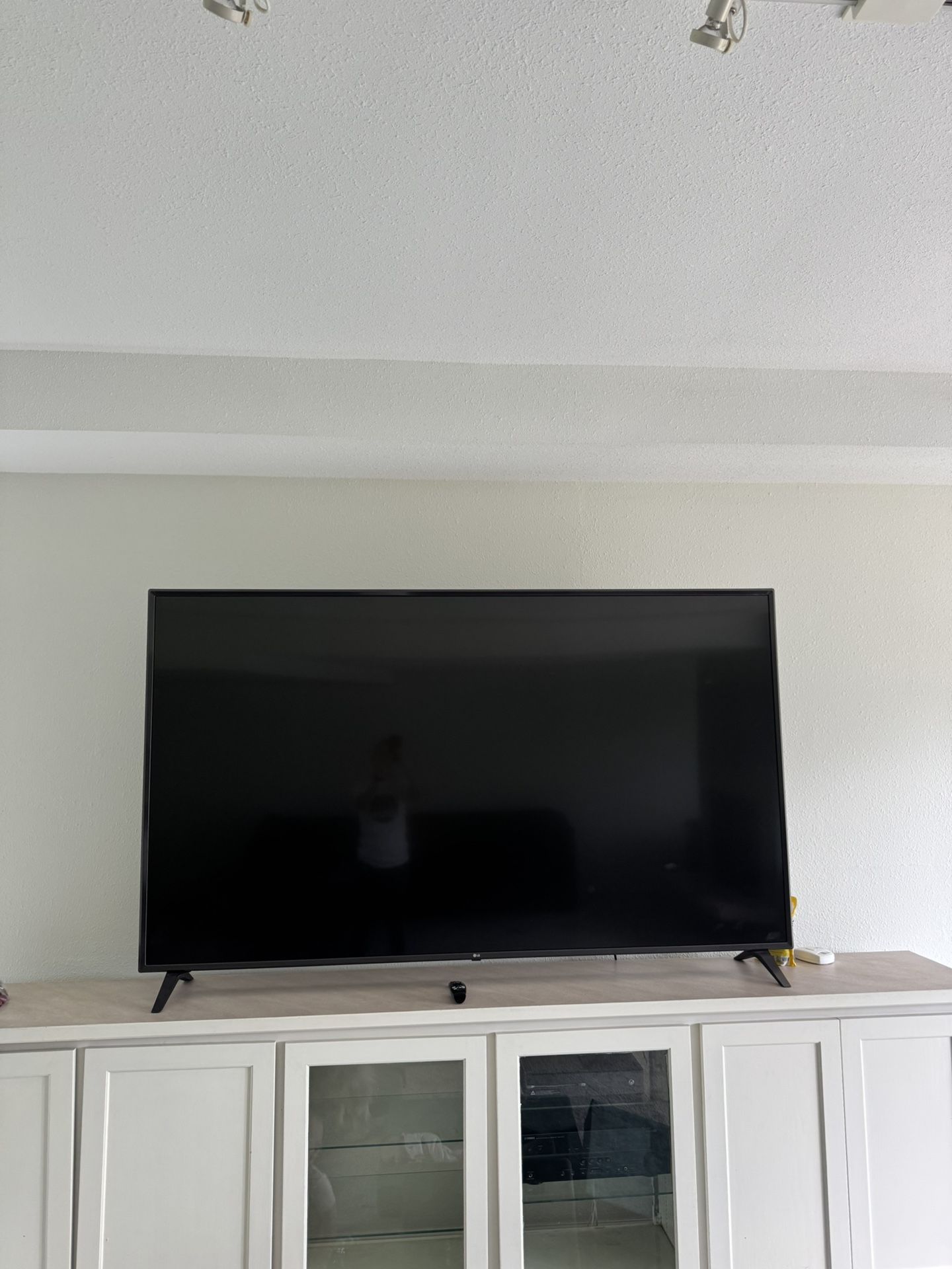 86in LG 4k Tv