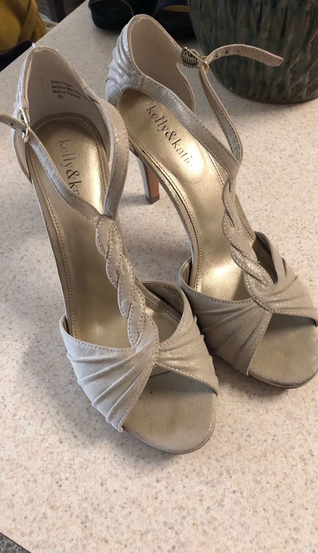 Kelly & Katie gold/ sparkly beige heels