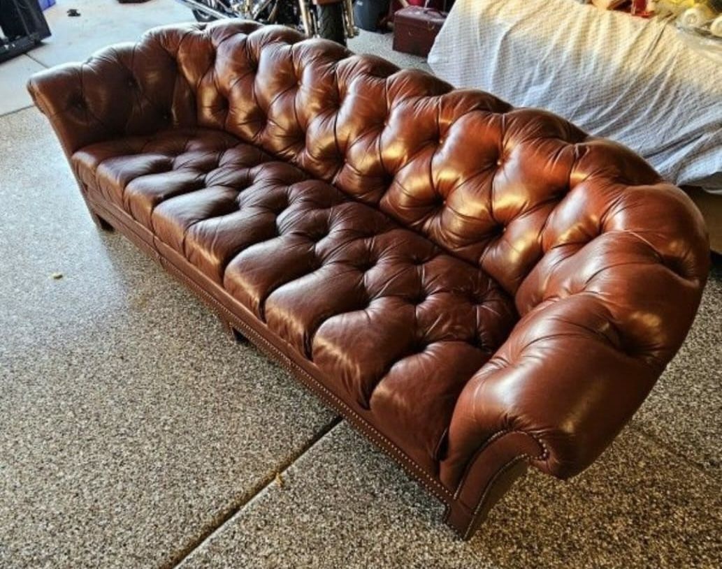 Antique Leather Gentlemen’s Couch