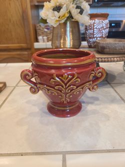 Small tuscan vase