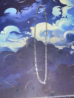 Silver chain (NOT REAL SILVER)295