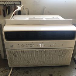 Toshiba 8000 BTU Air conditioner 