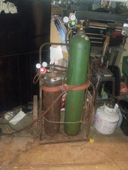 Oxy-Acetylene gas cutting torch setup