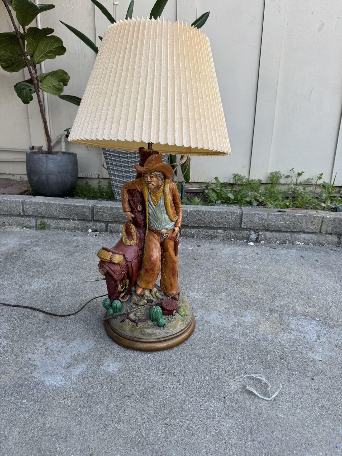 California Original Lamp
