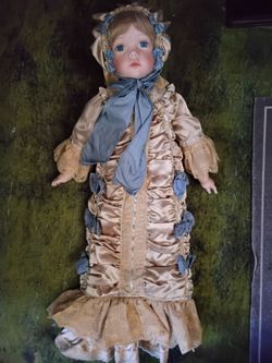 Porcelain vintage