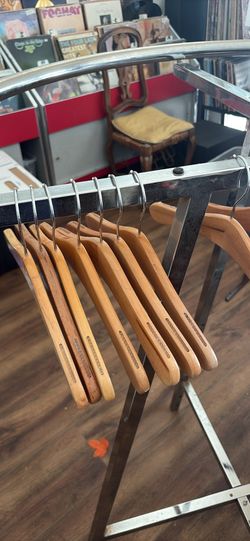 Wood children’s hangers
