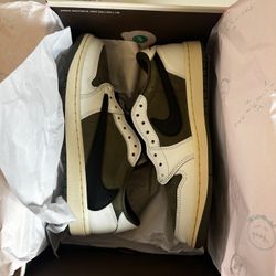 Travis Scott Medium Olive