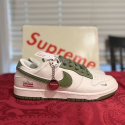 Size 11 SUPREEEMMMMEEE Nike Collabs :D Dope Ahhh Green 