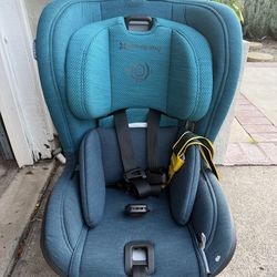 Uppababy Knox car seat