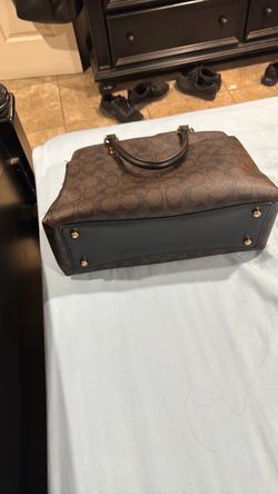 Coach purse good condition