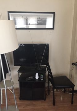 32 inch Phillips has tv