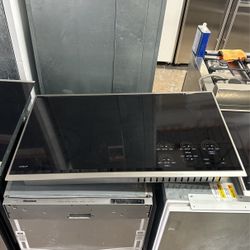 WOLF COOKTOP 36” INCH 