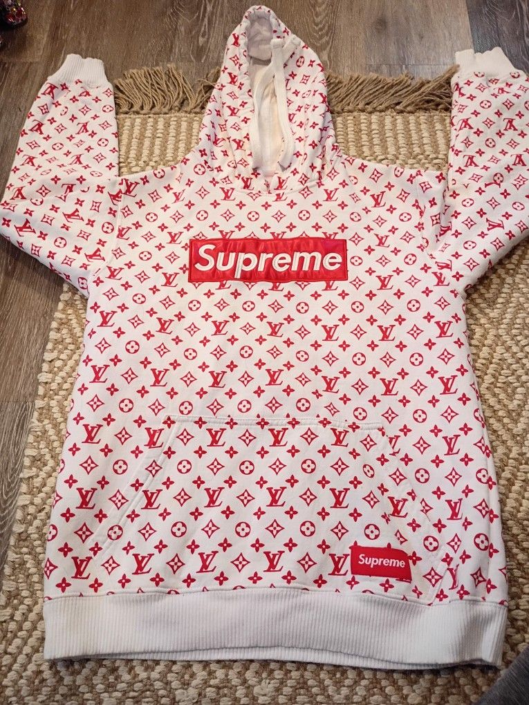 SUPREME X LOUIS VITTON BOX LOGO RED/WHITE SWEATSHIRT EUC