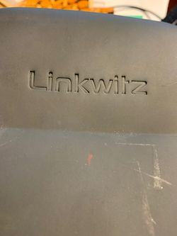 Linkwitz wireless headphones