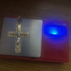 14k Pendant Big Nit Small Fits Thick Chain 