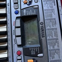 Yamaha Keyboard 