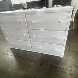 White Solid Wood Dresser