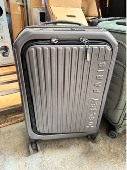 Carry On Luggage $29+ | Samsonite | SwissGear | Travelpro | Delsey