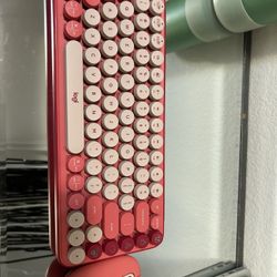 Pink Wireless Keyboard and Mouse