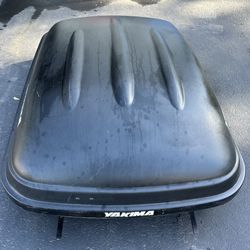 Rocket Box Rooftop Carrier