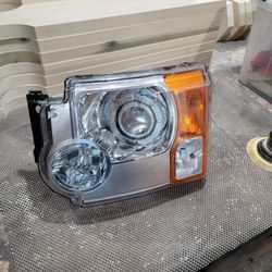 2008 Land Rover LR3 Headlight